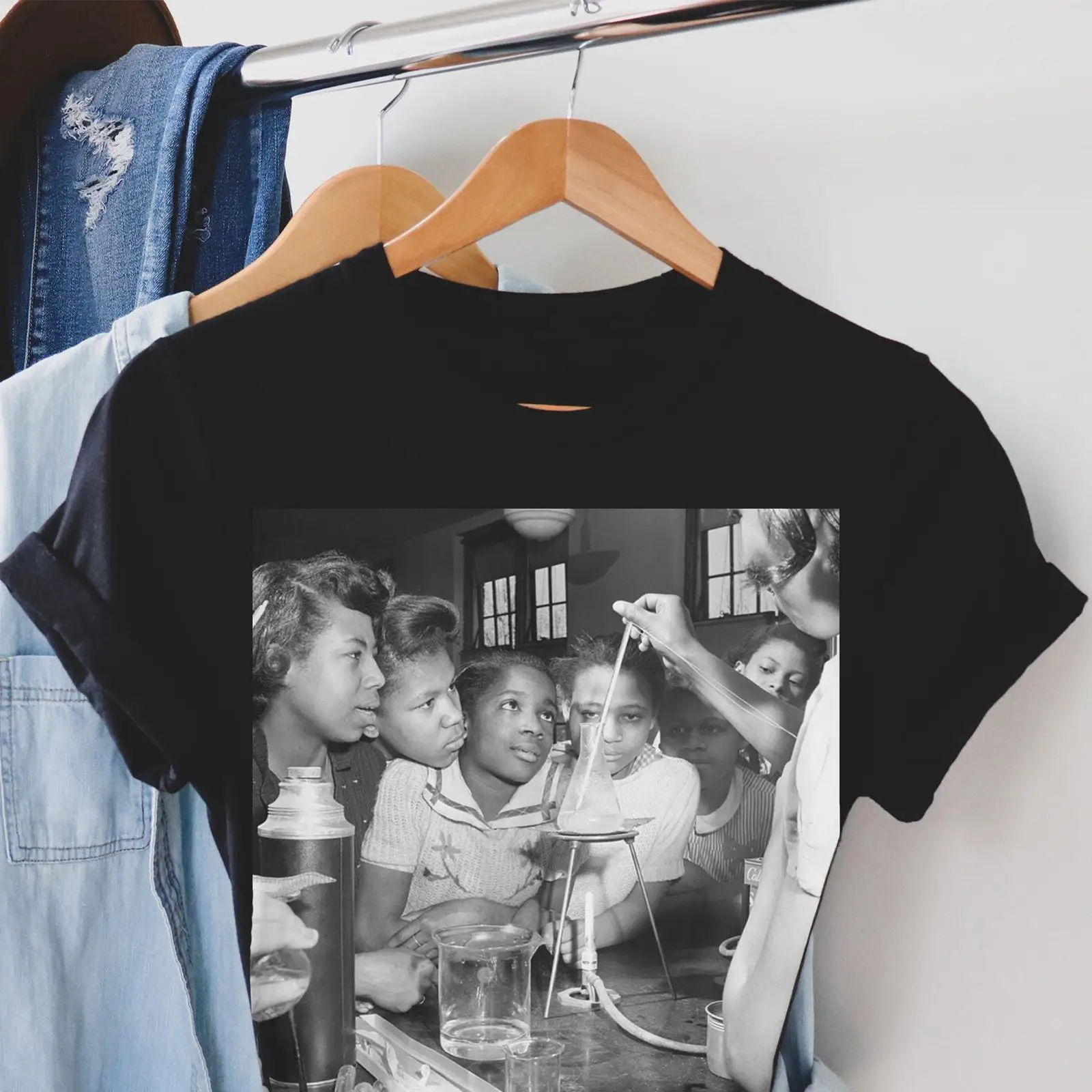 Men'S Fashion History - T-Shirt „Black Girls in Science Class“